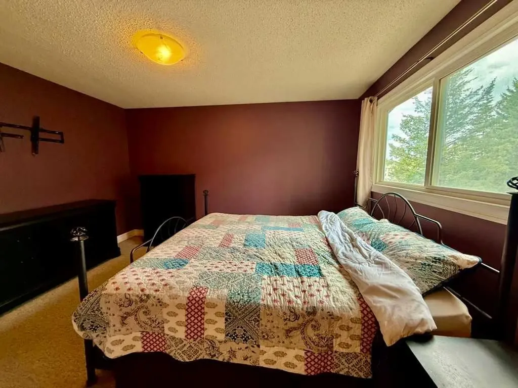 147 Seabolt Crescent Hinton AB T7V 1K4