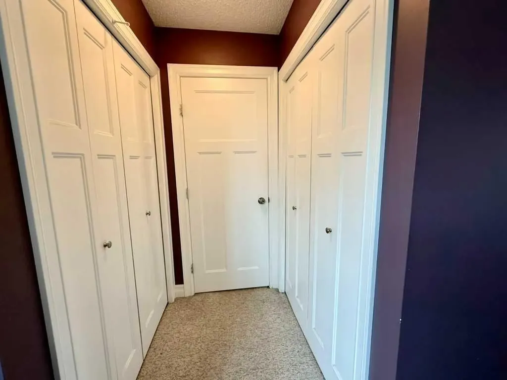 147 Seabolt Crescent Hinton AB T7V 1K4