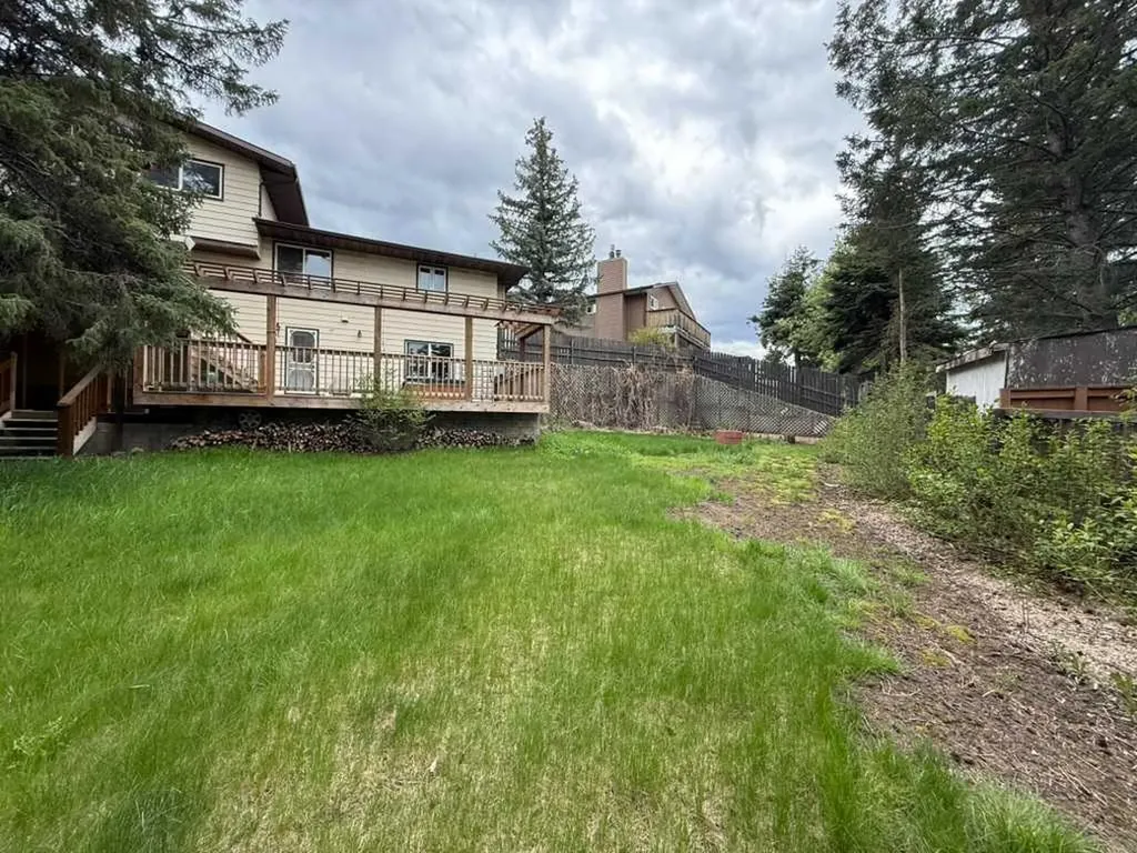 147 Seabolt Crescent Hinton AB T7V 1K4