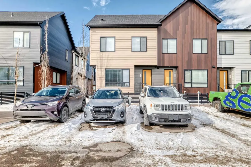 111 Redstone Crescent NE Calgary AB T3N 1M4