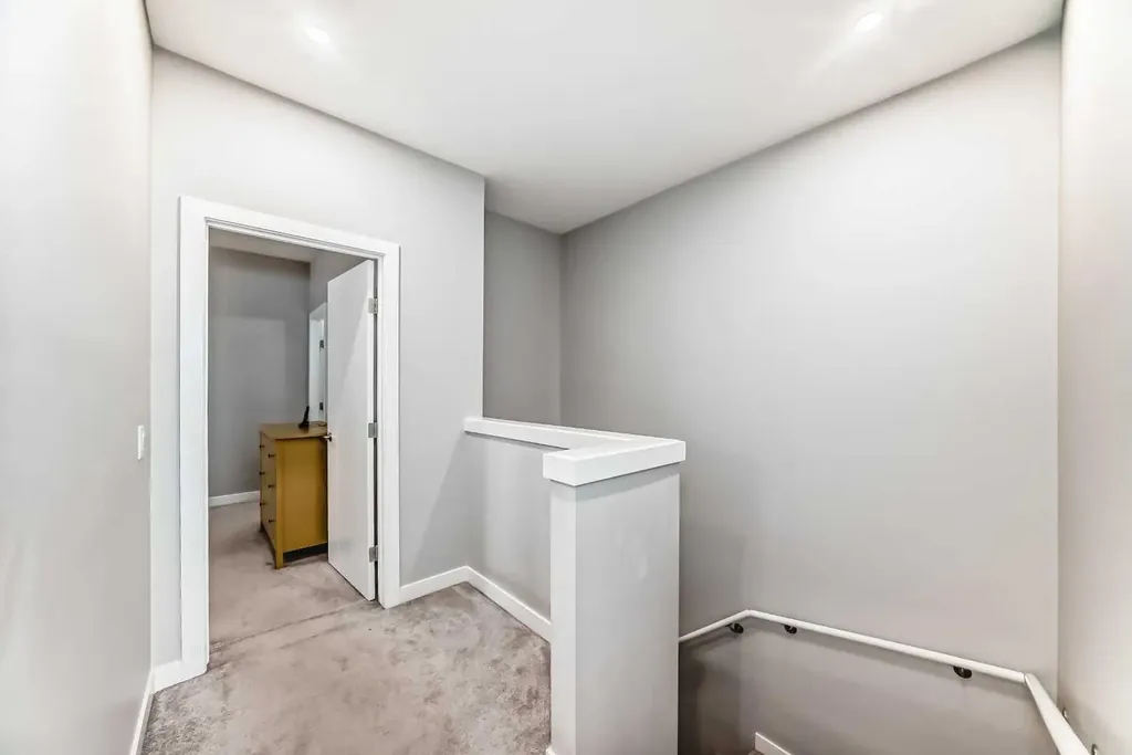 111 Redstone Crescent NE Calgary AB T3N 1M4