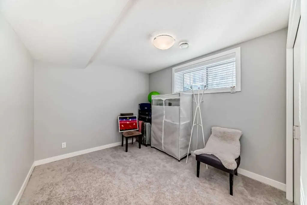111 Redstone Crescent NE Calgary AB T3N 1M4
