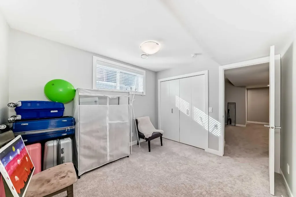 111 Redstone Crescent NE Calgary AB T3N 1M4