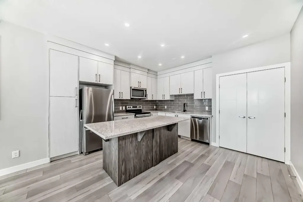 111 Redstone Crescent NE Calgary AB T3N 1M4