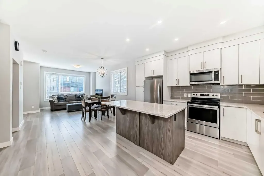 111 Redstone Crescent NE Calgary AB T3N 1M4