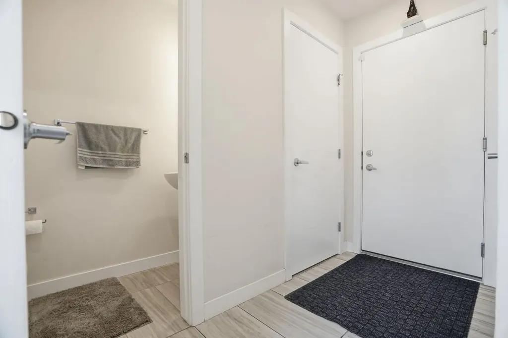 595 Evanston Link NW Calgary AB T3P 1S2