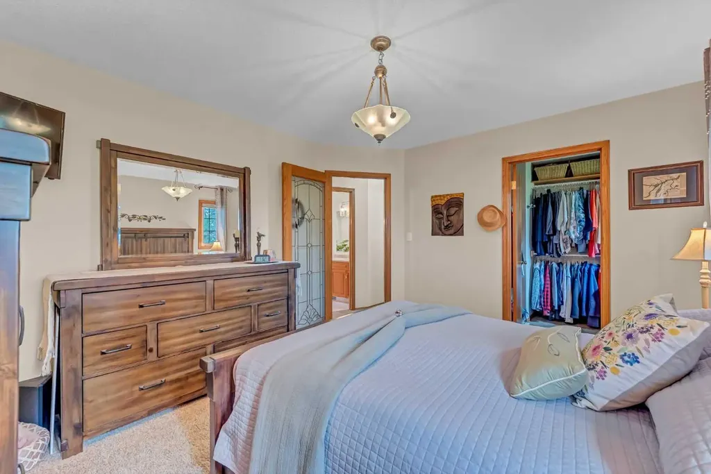 5 - 6219a Highway #3 Rural Cypress County AB T0J 2P0