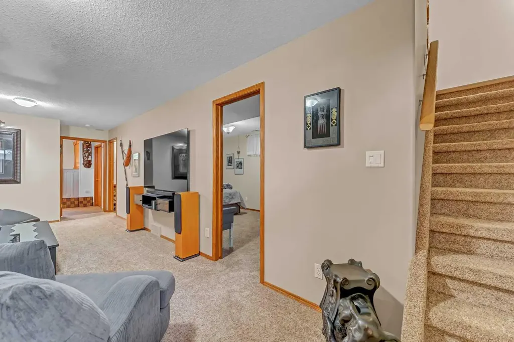 5 - 6219a Highway #3 Rural Cypress County AB T0J 2P0