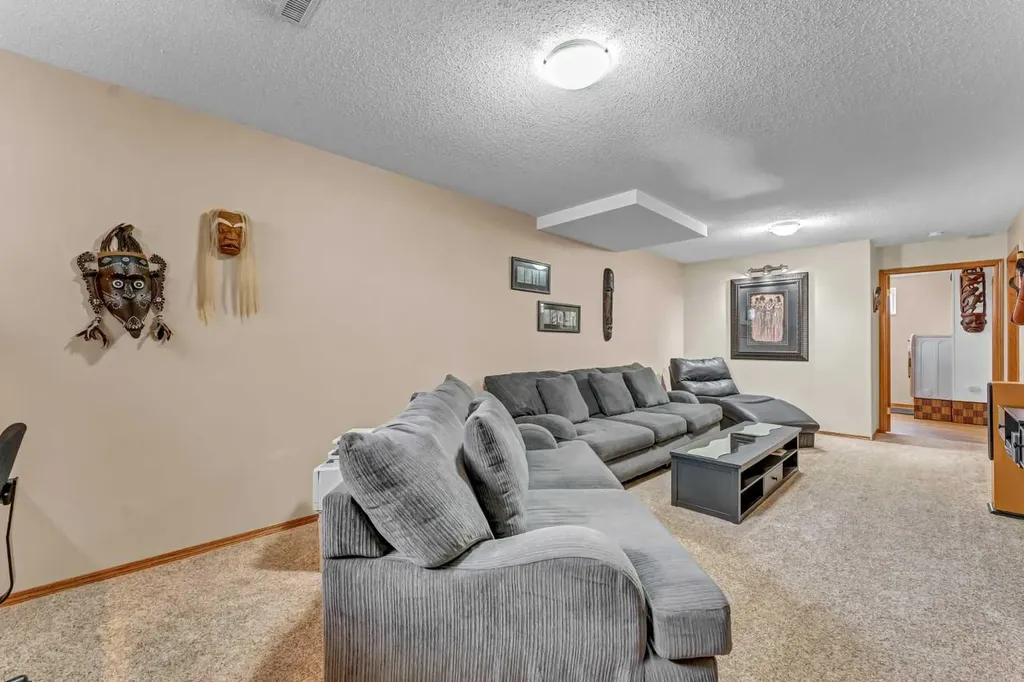 5 - 6219a Highway #3 Rural Cypress County AB T0J 2P0