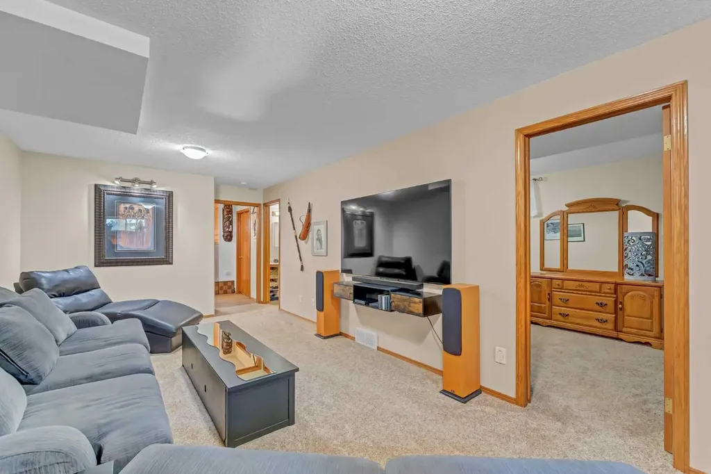 5 - 6219a Highway #3 Rural Cypress County AB T0J 2P0