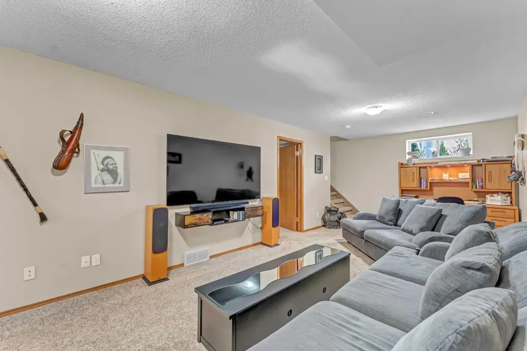 5 - 6219a Highway #3 Rural Cypress County AB T0J 2P0