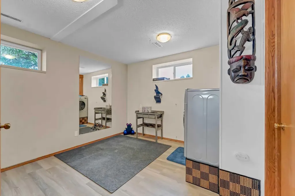 5 - 6219a Highway #3 Rural Cypress County AB T0J 2P0
