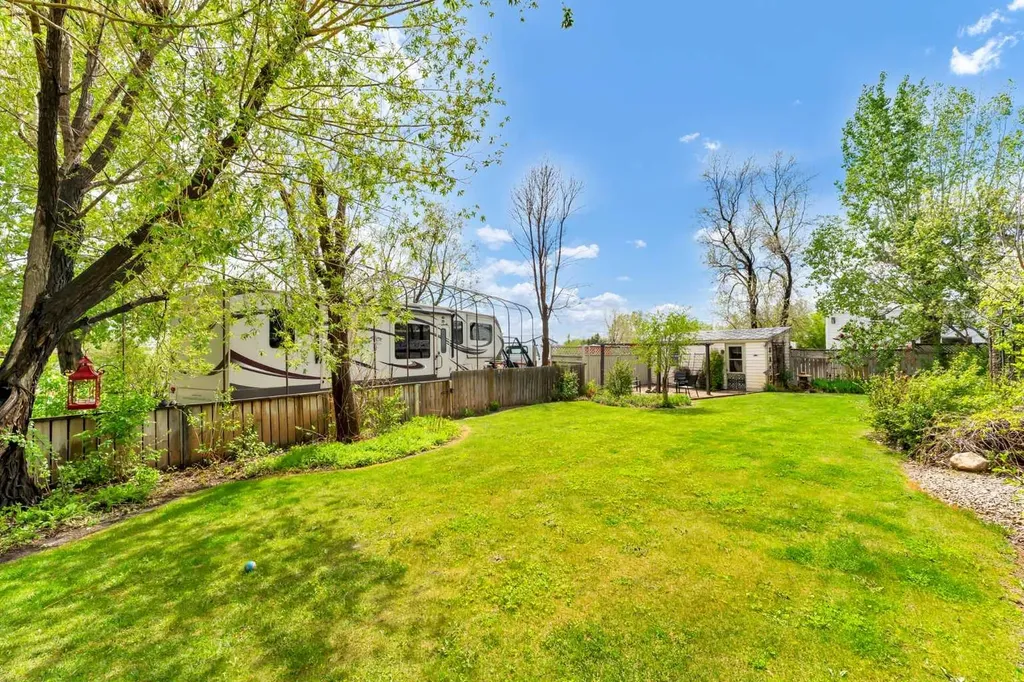 5 - 6219a Highway #3 Rural Cypress County AB T0J 2P0