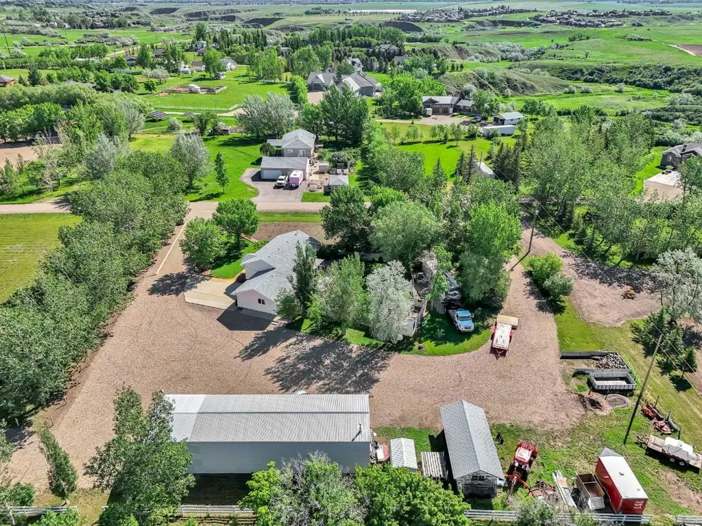 5 - 6219a Highway #3 Rural Cypress County AB T0J 2P0