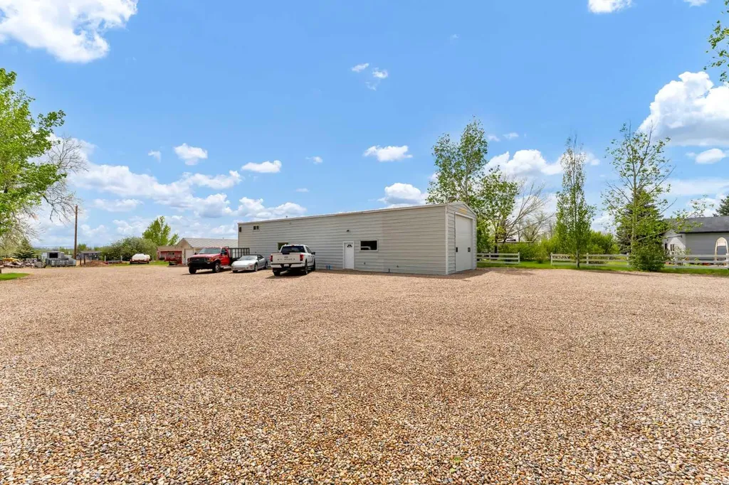 5 - 6219a Highway #3 Rural Cypress County AB T0J 2P0