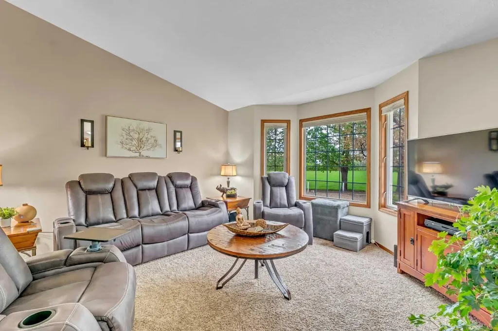5 - 6219a Highway #3 Rural Cypress County AB T0J 2P0