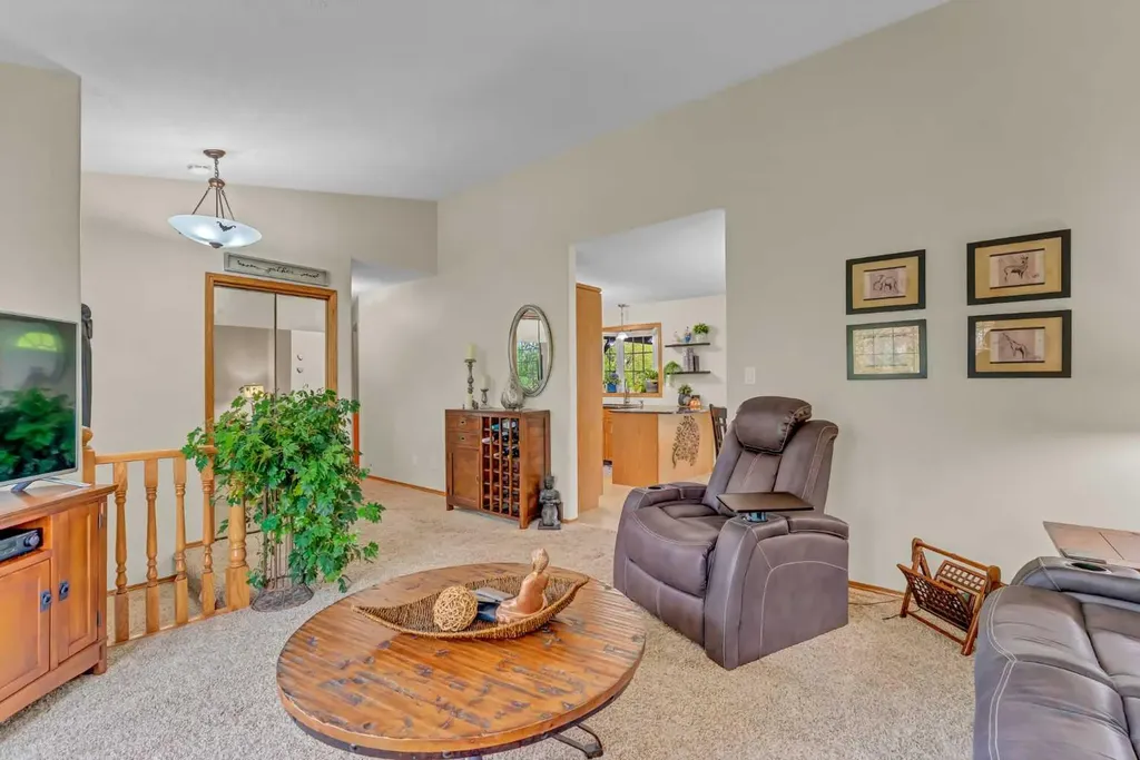 5 - 6219a Highway #3 Rural Cypress County AB T0J 2P0