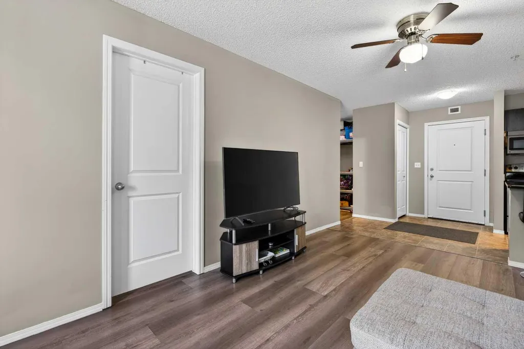 403 Mackenzie Way SW Airdrie AB T4B 3V7