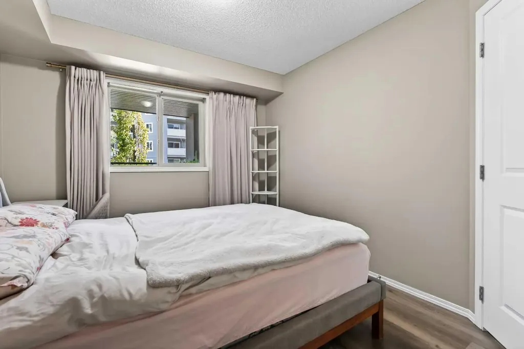 403 Mackenzie Way SW Airdrie AB T4B 3V7