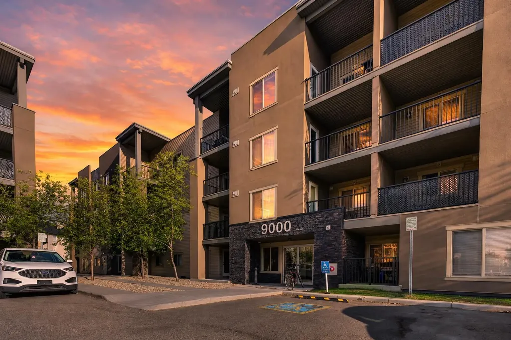 403 Mackenzie Way SW Airdrie AB T4B 3V7