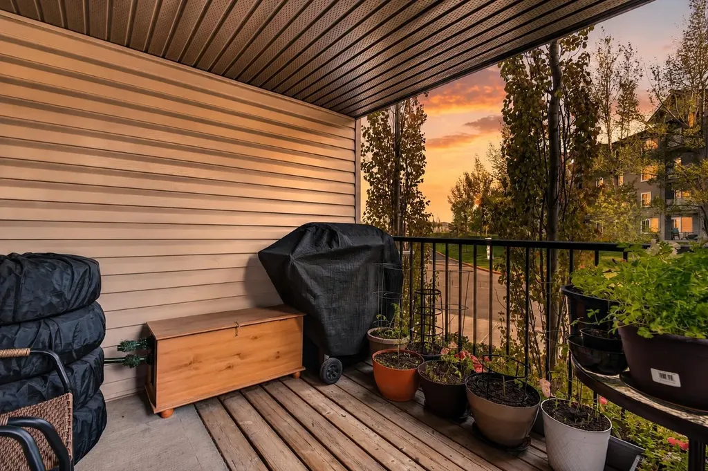 403 Mackenzie Way SW Airdrie AB T4B 3V7