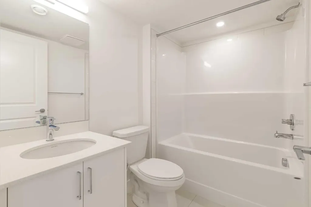 8535 19 Avenue SE Calgary AB T2A 7W8