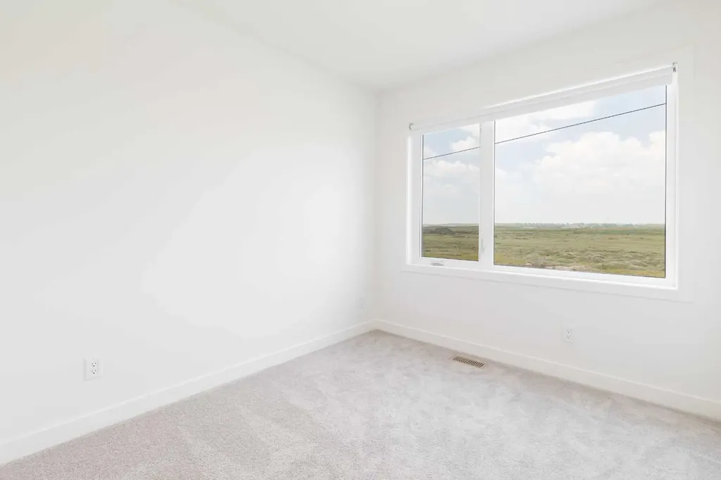 8535 19 Avenue SE Calgary AB T2A 7W8