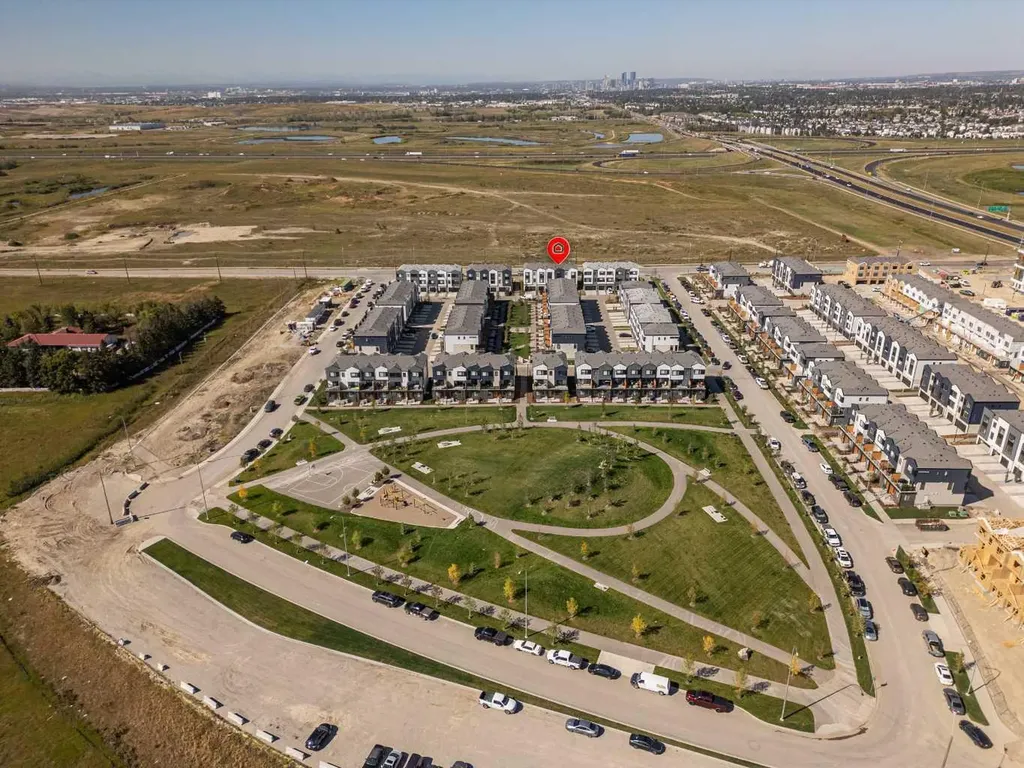 8535 19 Avenue SE Calgary AB T2A 7W8