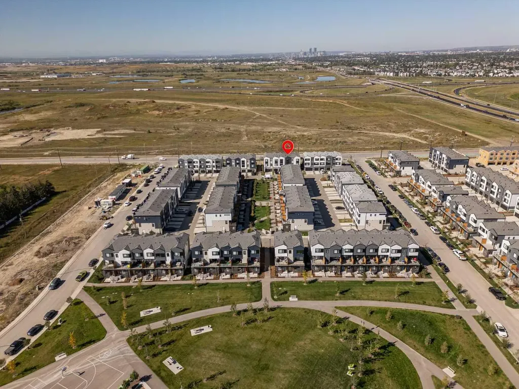 8535 19 Avenue SE Calgary AB T2A 7W8