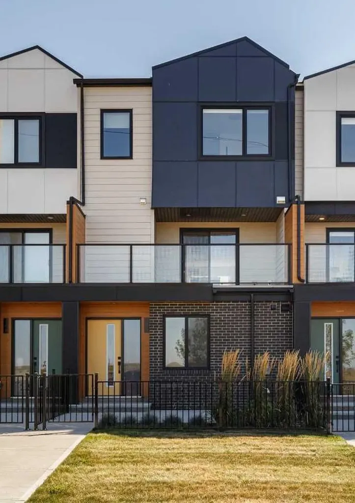8535 19 Avenue SE Calgary AB T2A 7W8