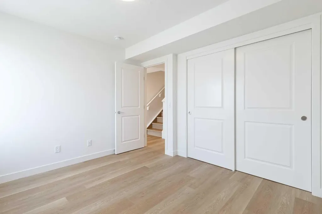 8535 19 Avenue SE Calgary AB T2A 7W8