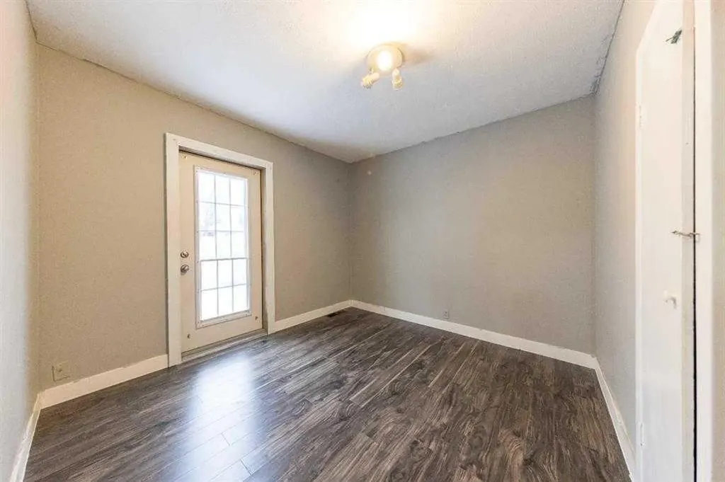 5223 50 Street Lloydminster AB T9V 0M4