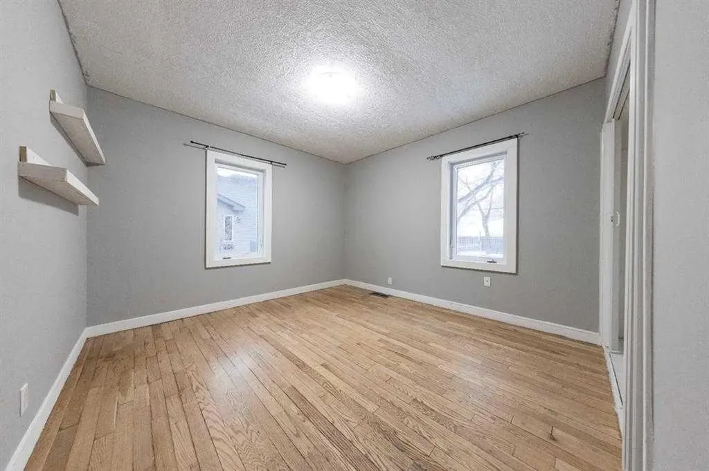5223 50 Street Lloydminster AB T9V 0M4
