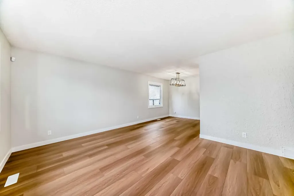 4607 Marwood Way NE Calgary AB T2A2S6