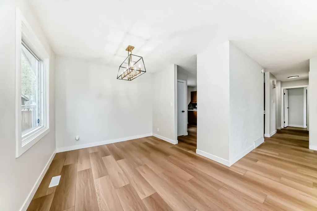 4607 Marwood Way NE Calgary AB T2A2S6