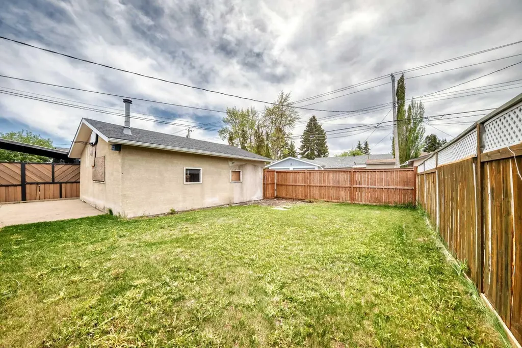4607 Marwood Way NE Calgary AB T2A2S6