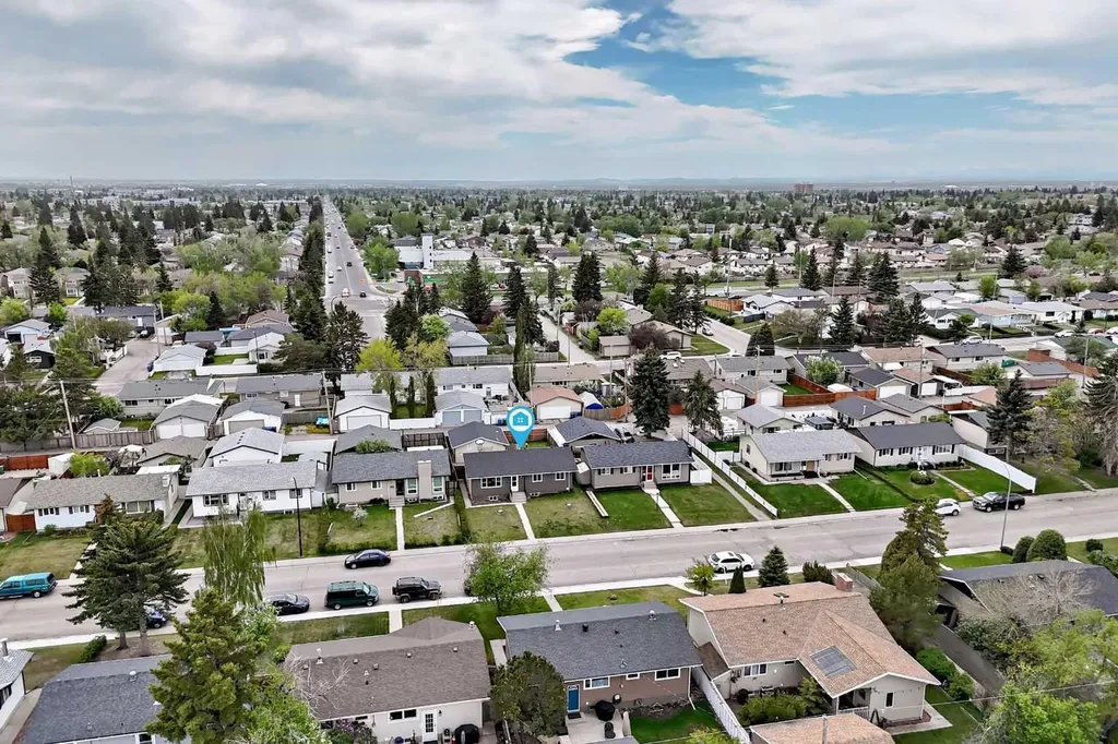 4607 Marwood Way NE Calgary AB T2A2S6