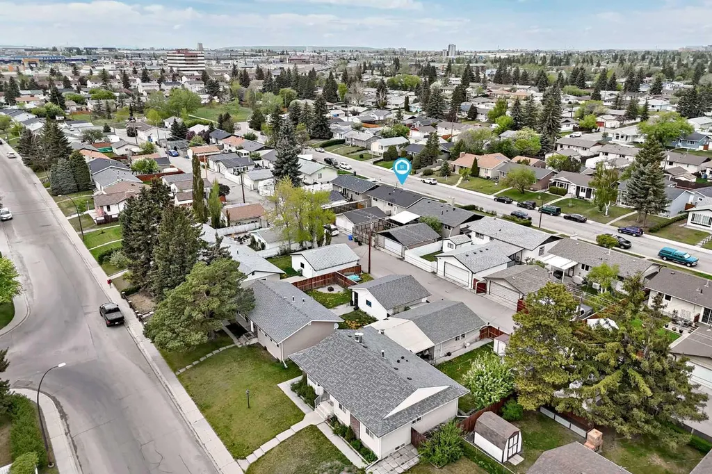 4607 Marwood Way NE Calgary AB T2A2S6