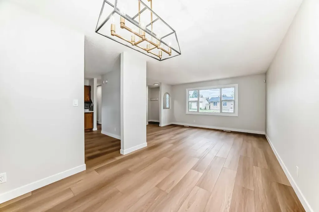 4607 Marwood Way NE Calgary AB T2A2S6