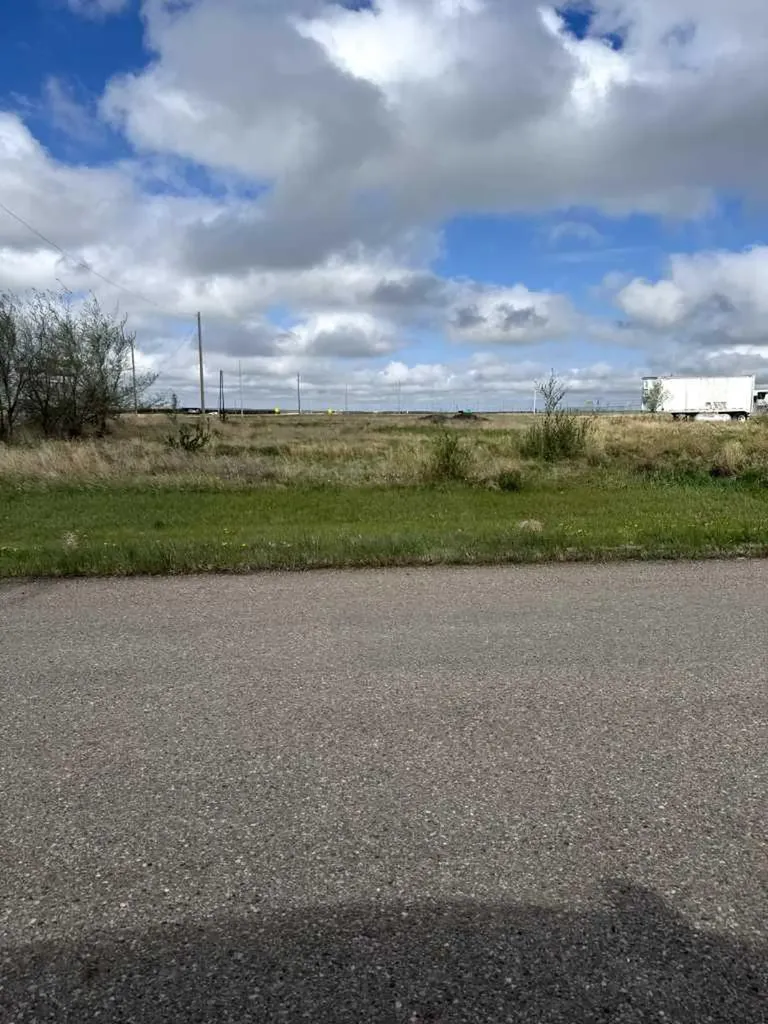 118 Illingworth Avenue Suffield AB T0J1R0