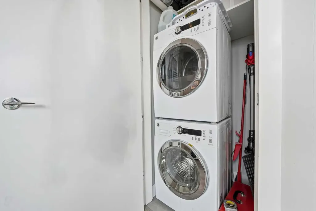 1521 26 Avenue SW Calgary AB T2T 1C4