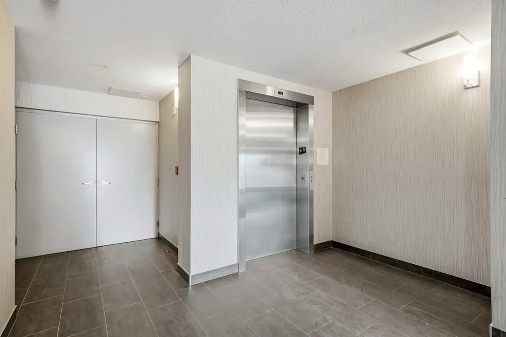 1521 26 Avenue SW Calgary AB T2T 1C4