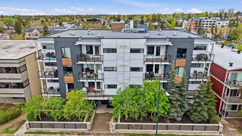1521 26 Avenue SW Calgary AB T2T 1C4