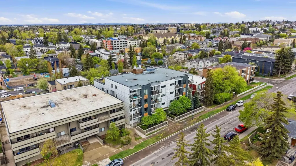 1521 26 Avenue SW Calgary AB T2T 1C4