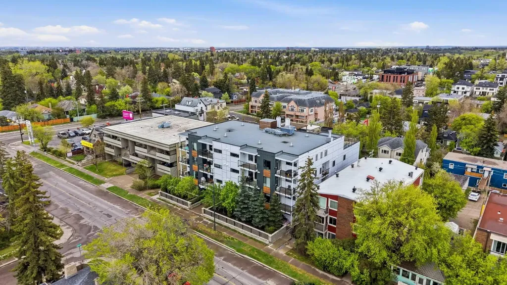 1521 26 Avenue SW Calgary AB T2T 1C4