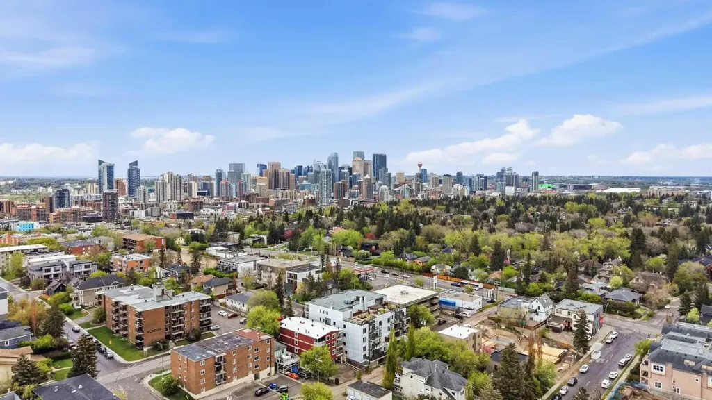 1521 26 Avenue SW Calgary AB T2T 1C4