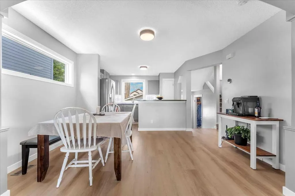 38 Tuscany Valley Heights NW Calgary AB T3L 2E7