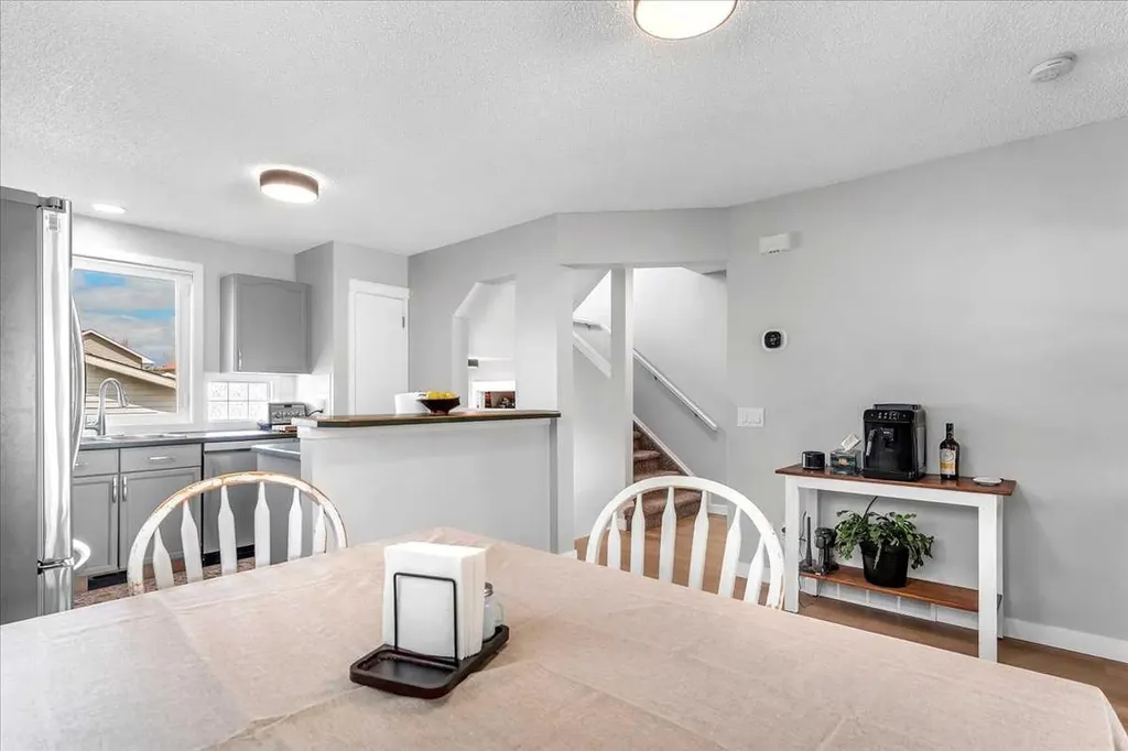 38 Tuscany Valley Heights NW Calgary AB T3L 2E7