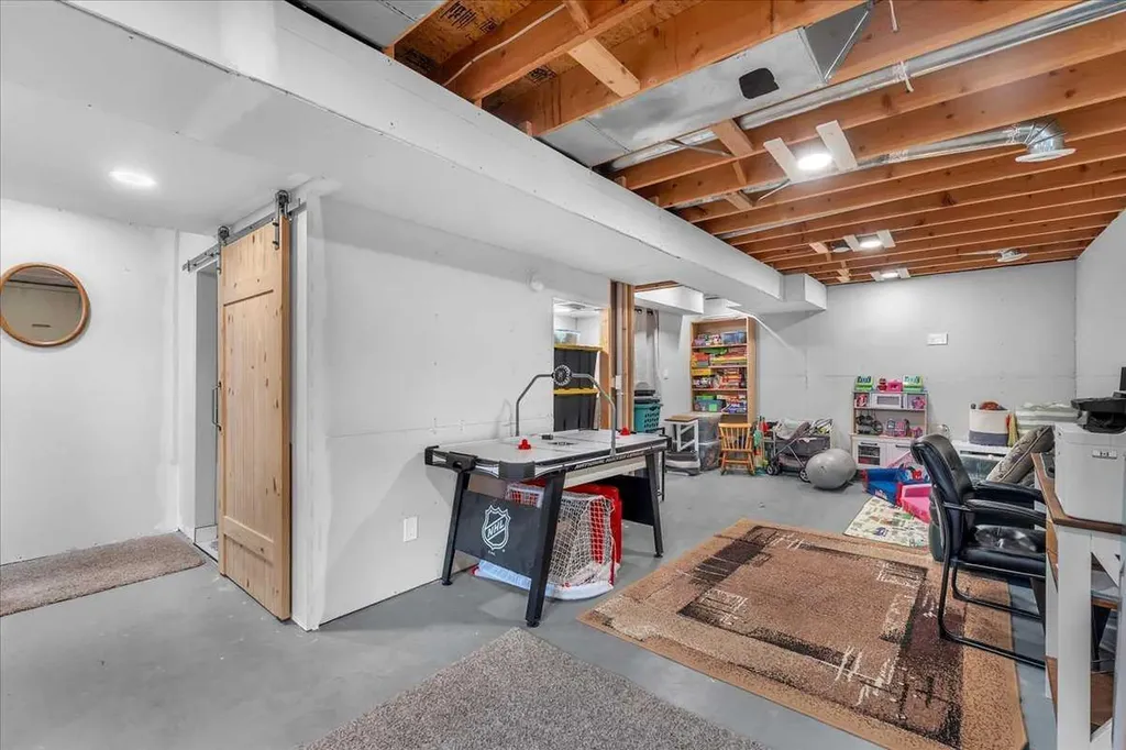 38 Tuscany Valley Heights NW Calgary AB T3L 2E7