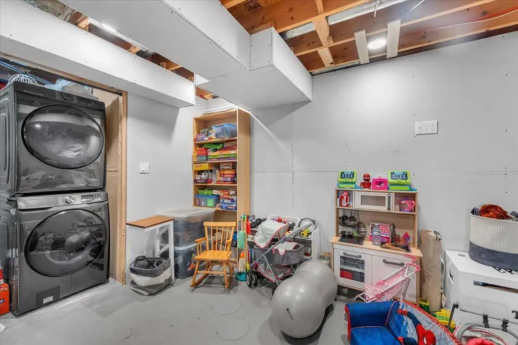 38 Tuscany Valley Heights NW Calgary AB T3L 2E7